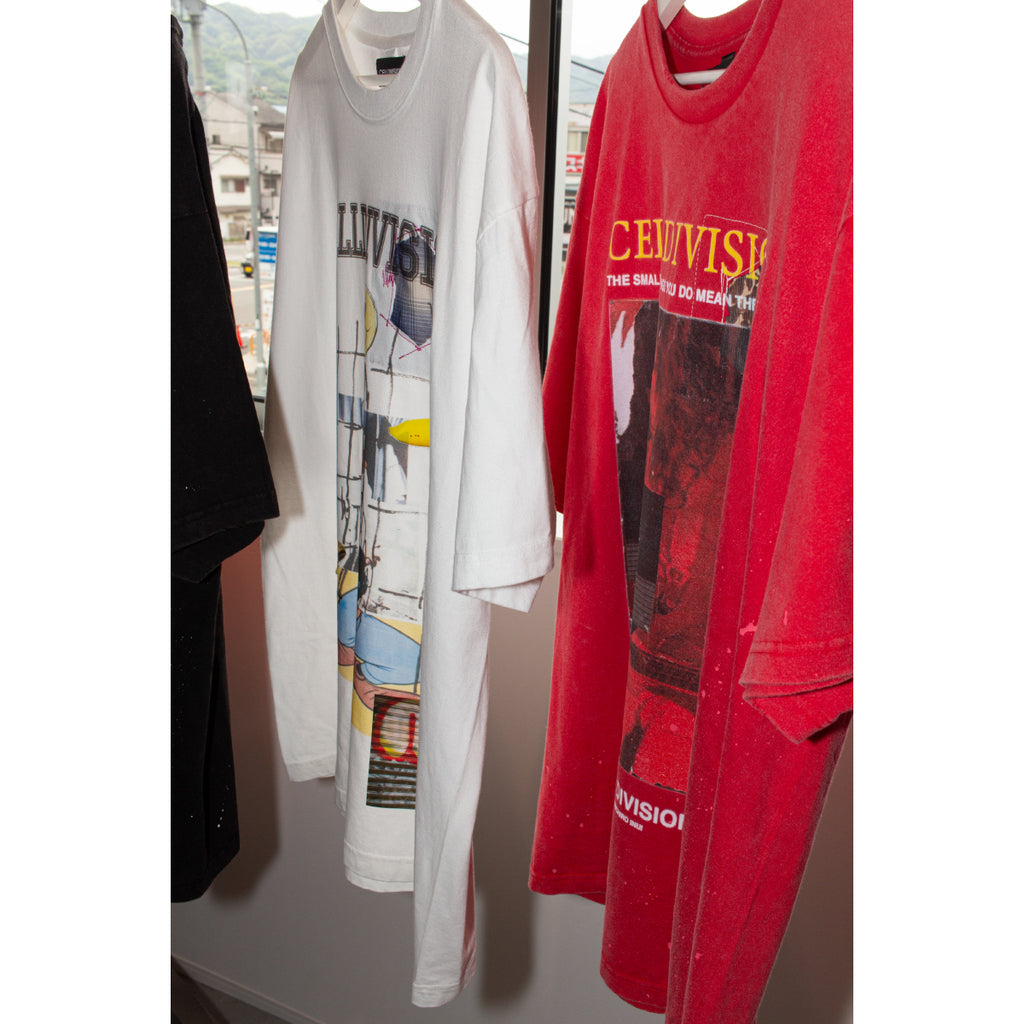 Vintage Style Damage T-shirt / Red